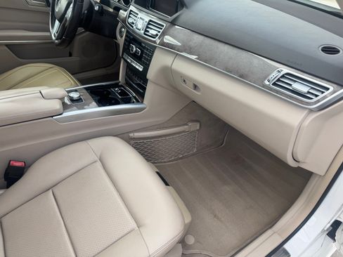 Used 2015 Mercedes-Benz E 350 4MATIC Sedan image 16