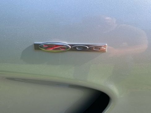 Used 2001 Chevrolet Corvette Z06 w/ Memory Pkg image 8