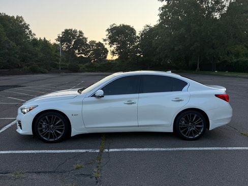 Used 2016 INFINITI Q50 Red Sport 400 AWD/4WD image 4