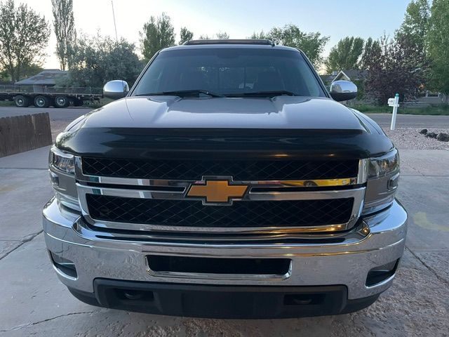 Used 2014 Chevrolet Silverado 2500 LTZ w/ LTZ Plus Package AWD/4WD image 4