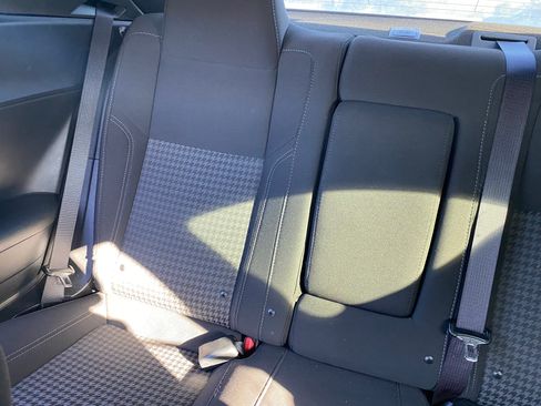 Used 2020 Dodge Challenger SXT w/ Blacktop Package image 9