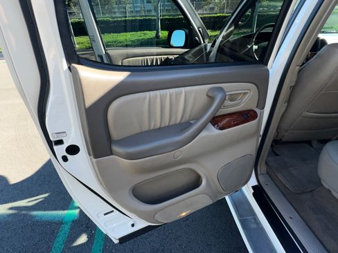 Used 2006 Toyota Tundra Limited image 11