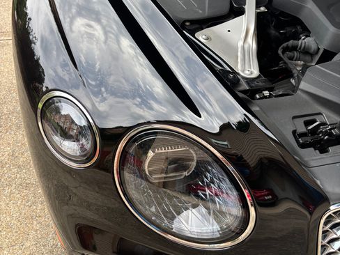 Used 2020 Bentley Continental GT V8 image 10