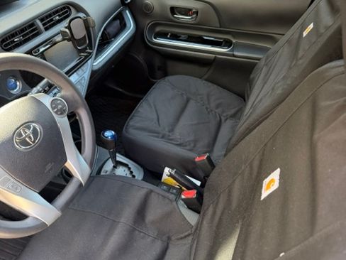 Used 2015 Toyota Prius C Three FWD image 14