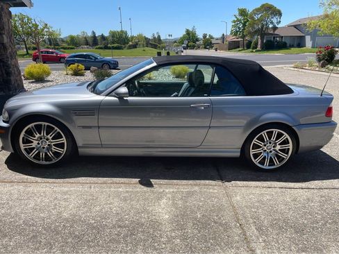 Used 2005 BMW M3 Convertible 2D image 2