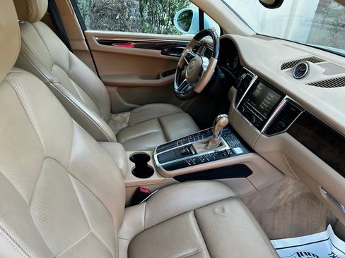 Used 2016 Porsche Macan S image 15