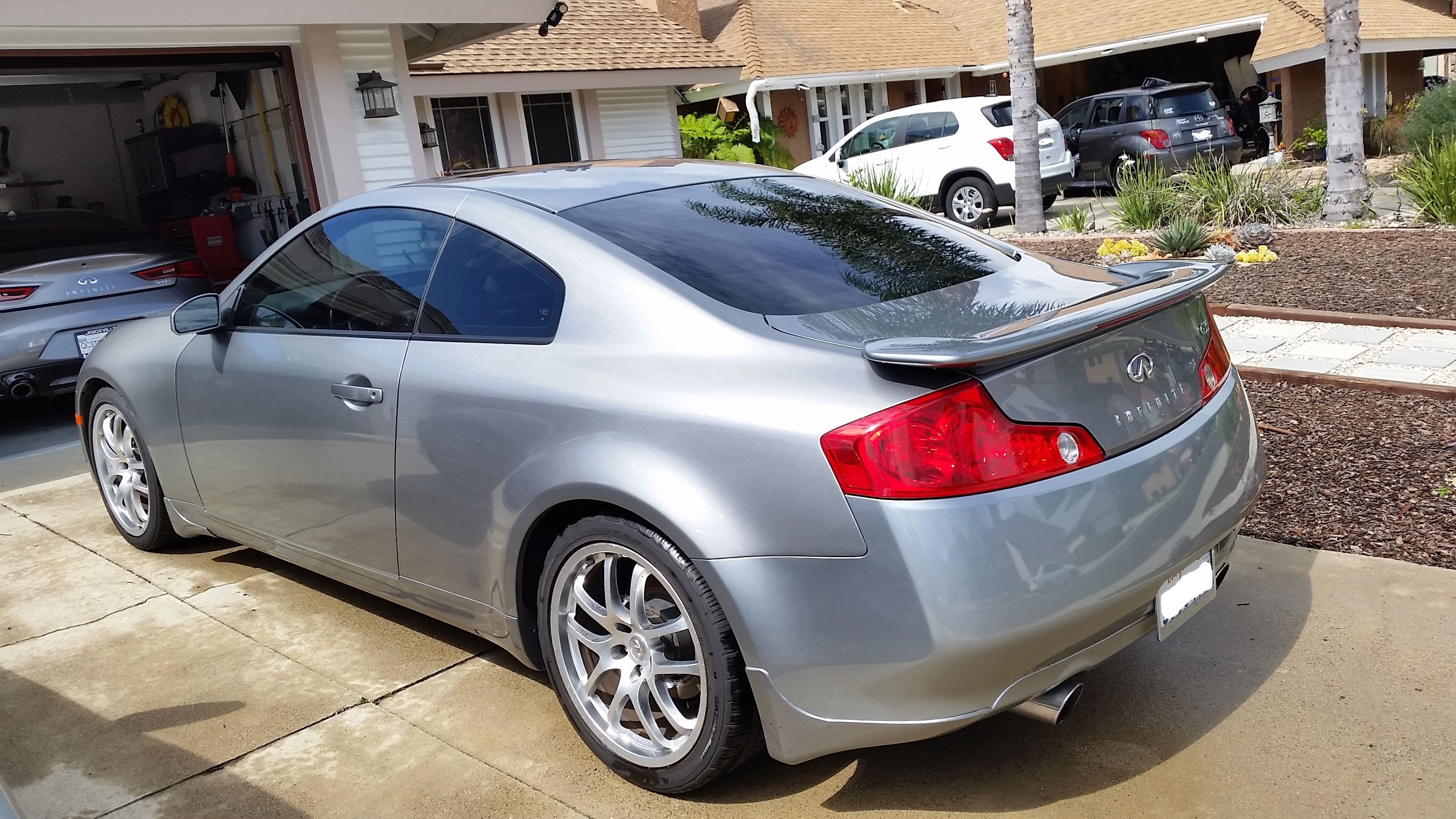 Used 2005 INFINITI G35 Coupe w/ (P01) Premium Pkg RWD image 8
