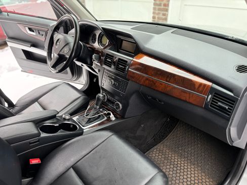 Used 2012 Mercedes-Benz GLK 350 4MATIC image 8