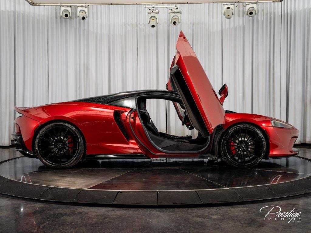 Used 2020 McLaren GT RWD image 17
