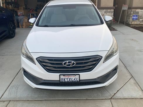 Used 2016 Hyundai Sonata Sport FWD image 2