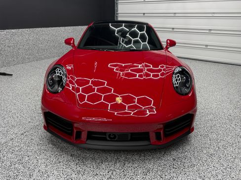 Used 2025 Porsche 911 Carrera RWD image 9