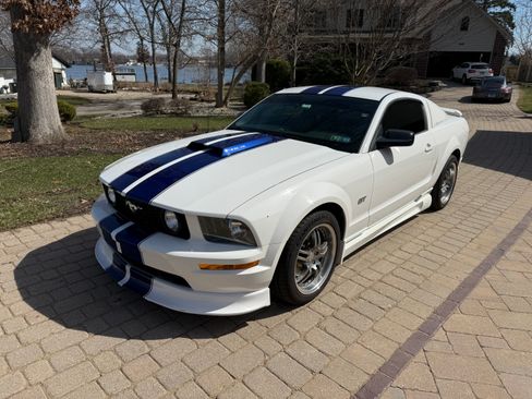 Used 2006 Ford Mustang GT Premium image 6
