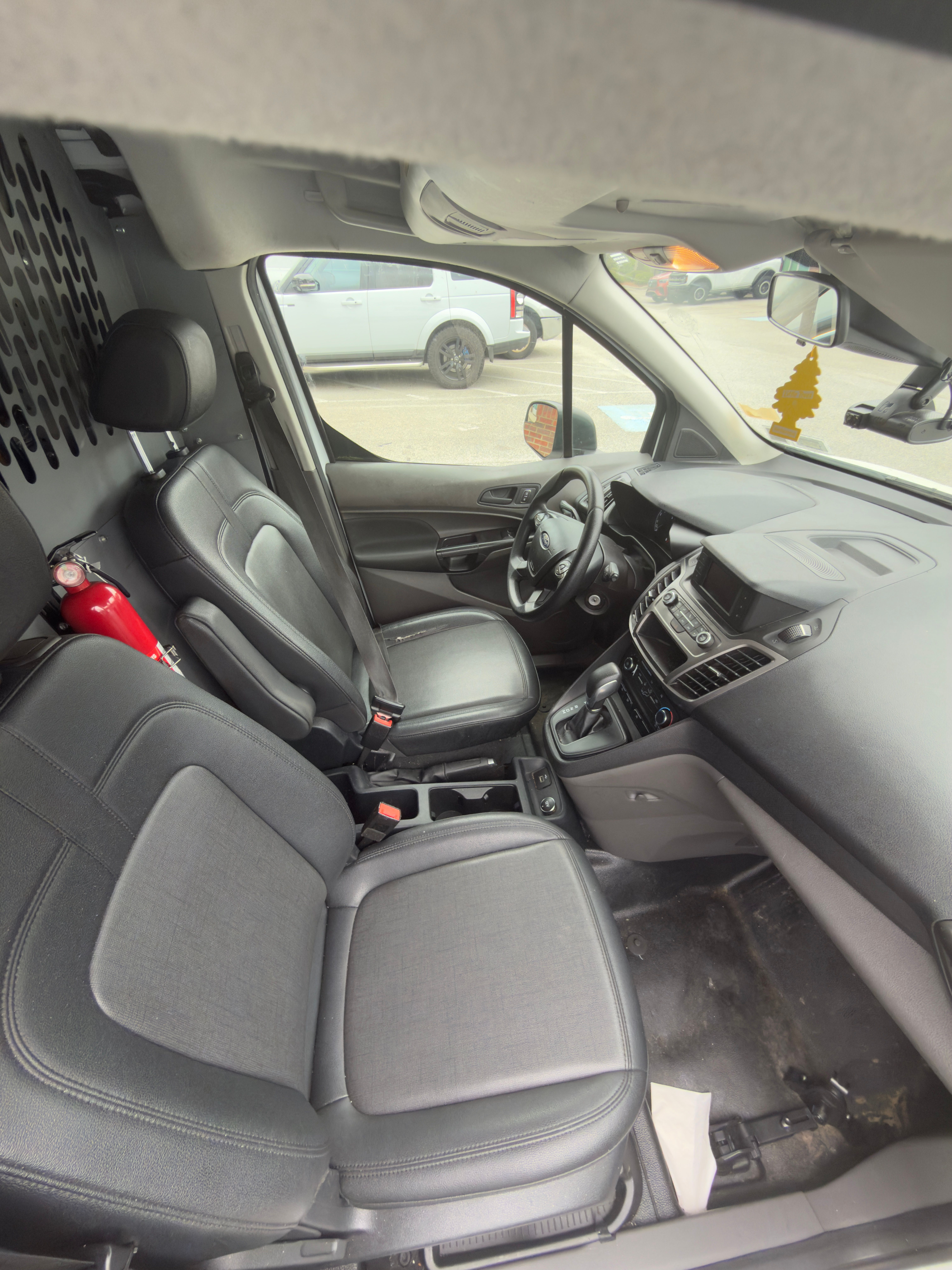 Used 2019 Ford Transit Connect XL FWD image 8