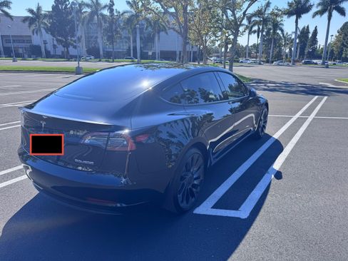Used 2023 Tesla Model 3 Performance image 6