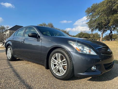 Used 2013 INFINITI G37 Journey w/ Premium Pkg image 1