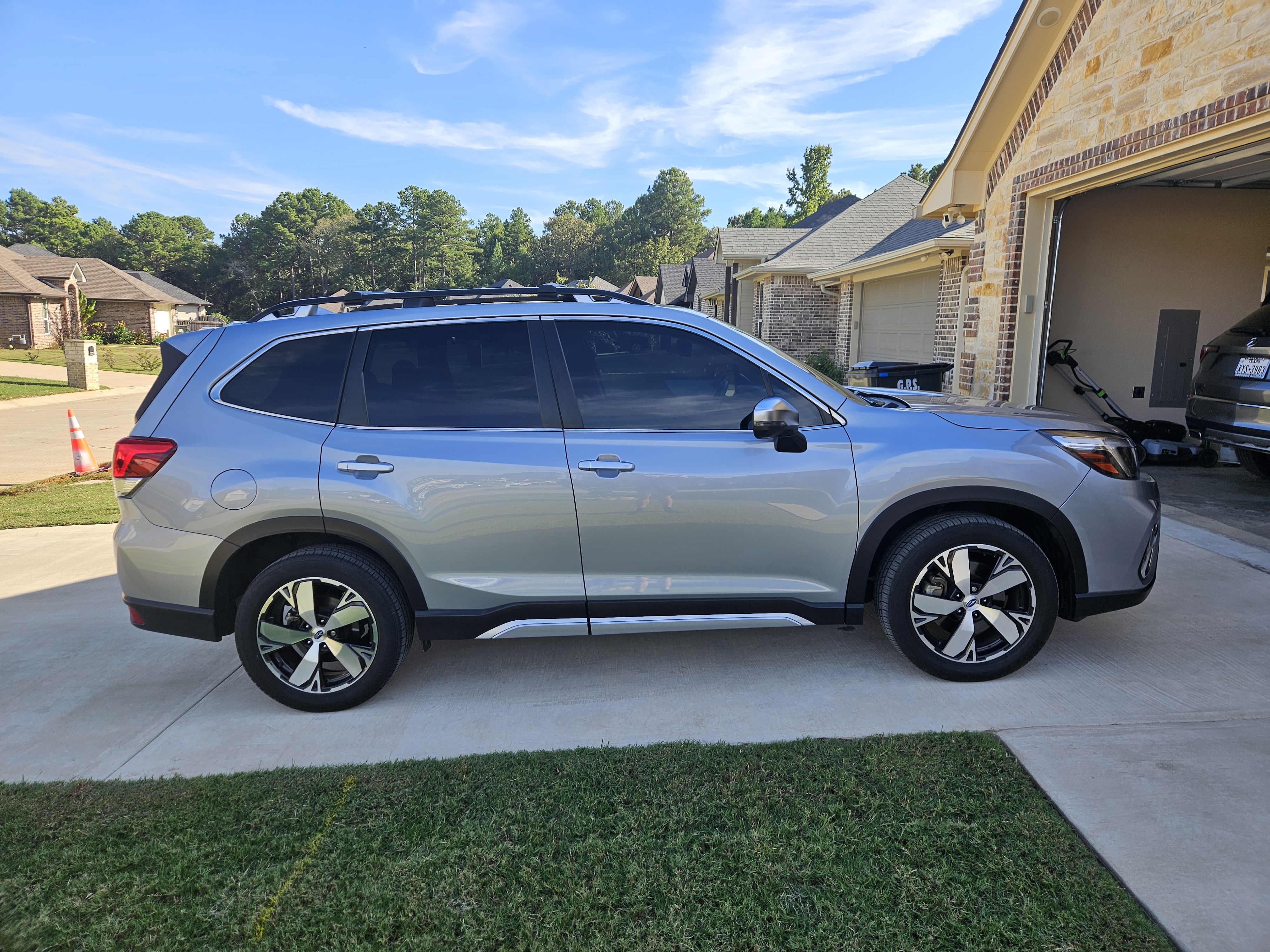 Used 2021 Subaru Forester Touring w/ Popular Package #2 AWD/4WD image 5