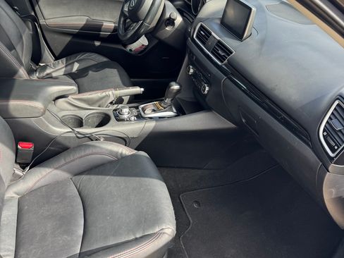 Used 2015 MAZDA MAZDA3 i Grand Touring image 11