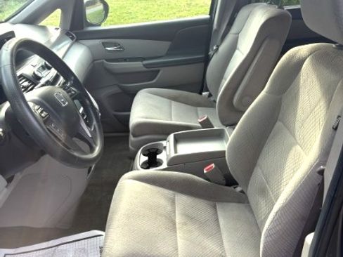 Used 2014 Honda Odyssey EX image 8