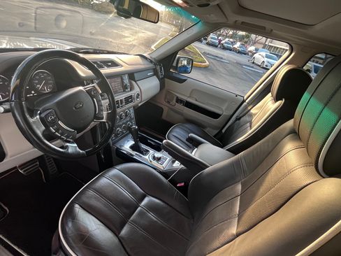 Used 2010 Land Rover Range Rover Supercharged image 10