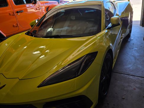 Used 2020 Chevrolet Corvette Stingray Preferred Cpe w/ 2LT Preferred Equipment Group RWD image 12
