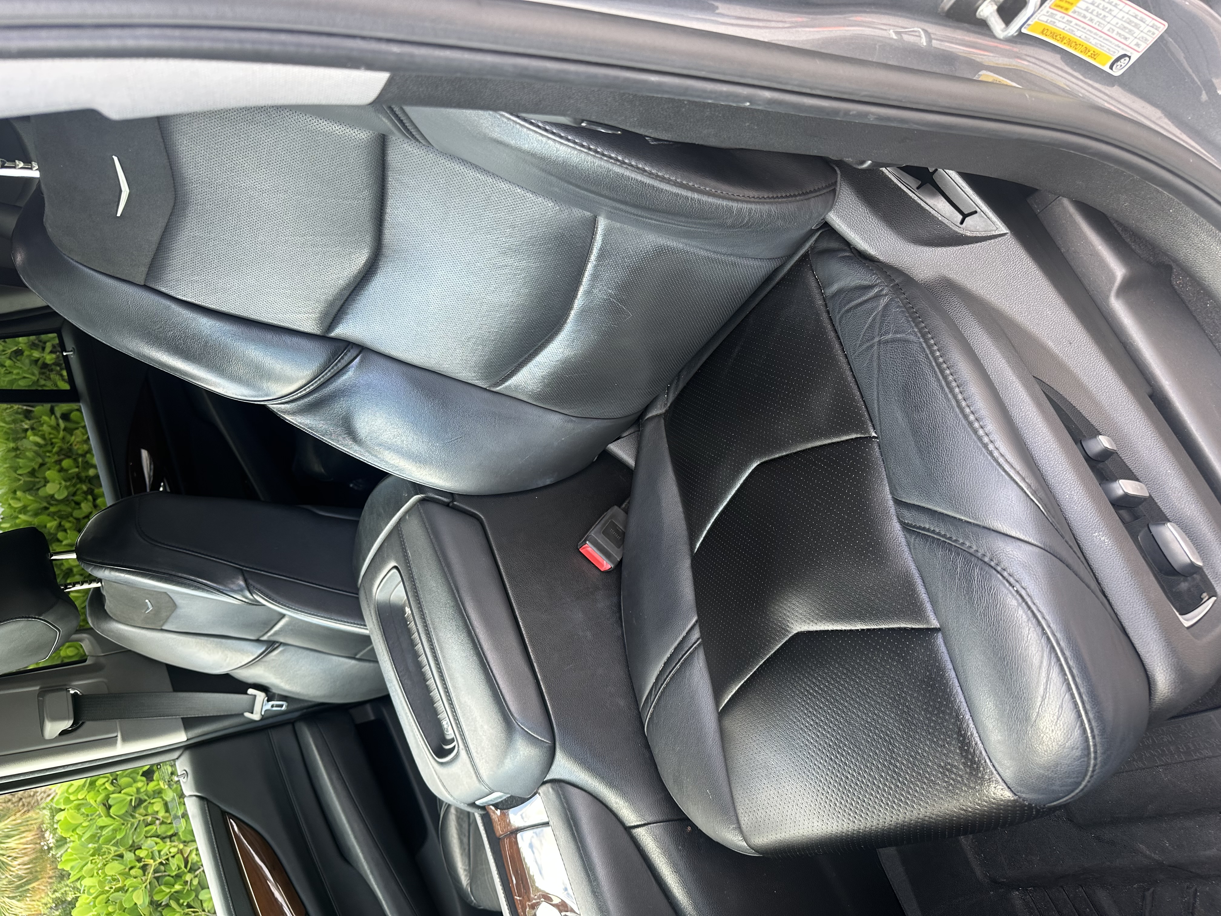 Used 2019 Cadillac Escalade Premium Luxury AWD/4WD image 14