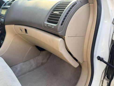 Used 2005 Honda Accord LX image 20