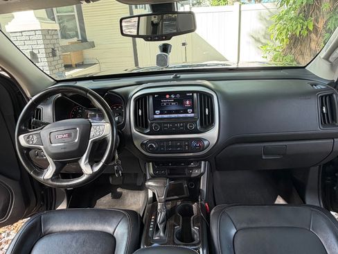 Used 2015 GMC Canyon SLT image 11