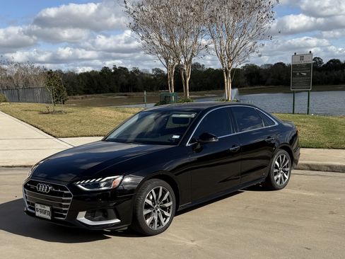 Used 2021 Audi A4 2.0T Premium Plus w/ Premium Plus Package image 2