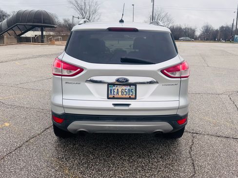 Used 2014 Ford Escape Titanium image 2