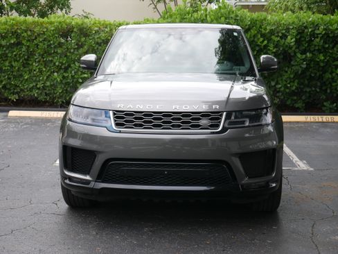 Used 2018 Land Rover Range Rover Sport HSE AWD/4WD image 2