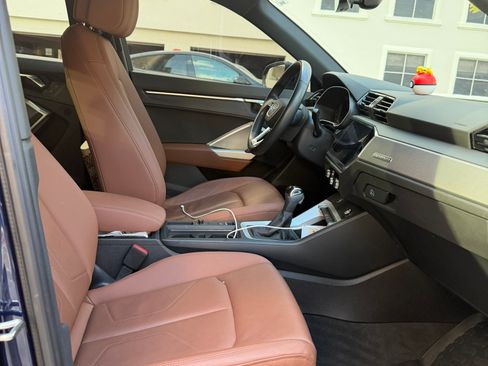 Used 2022 Audi Q3 2.0T Premium w/ Convenience Package image 11