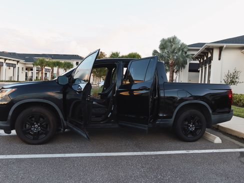 Used 2017 Honda Ridgeline Black Edition image 25