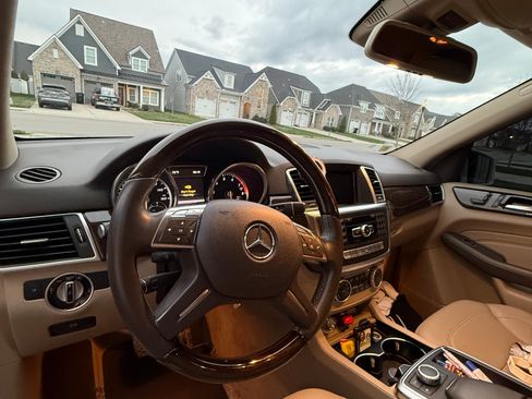 Used 2013 Mercedes-Benz ML 350 2WD image 9