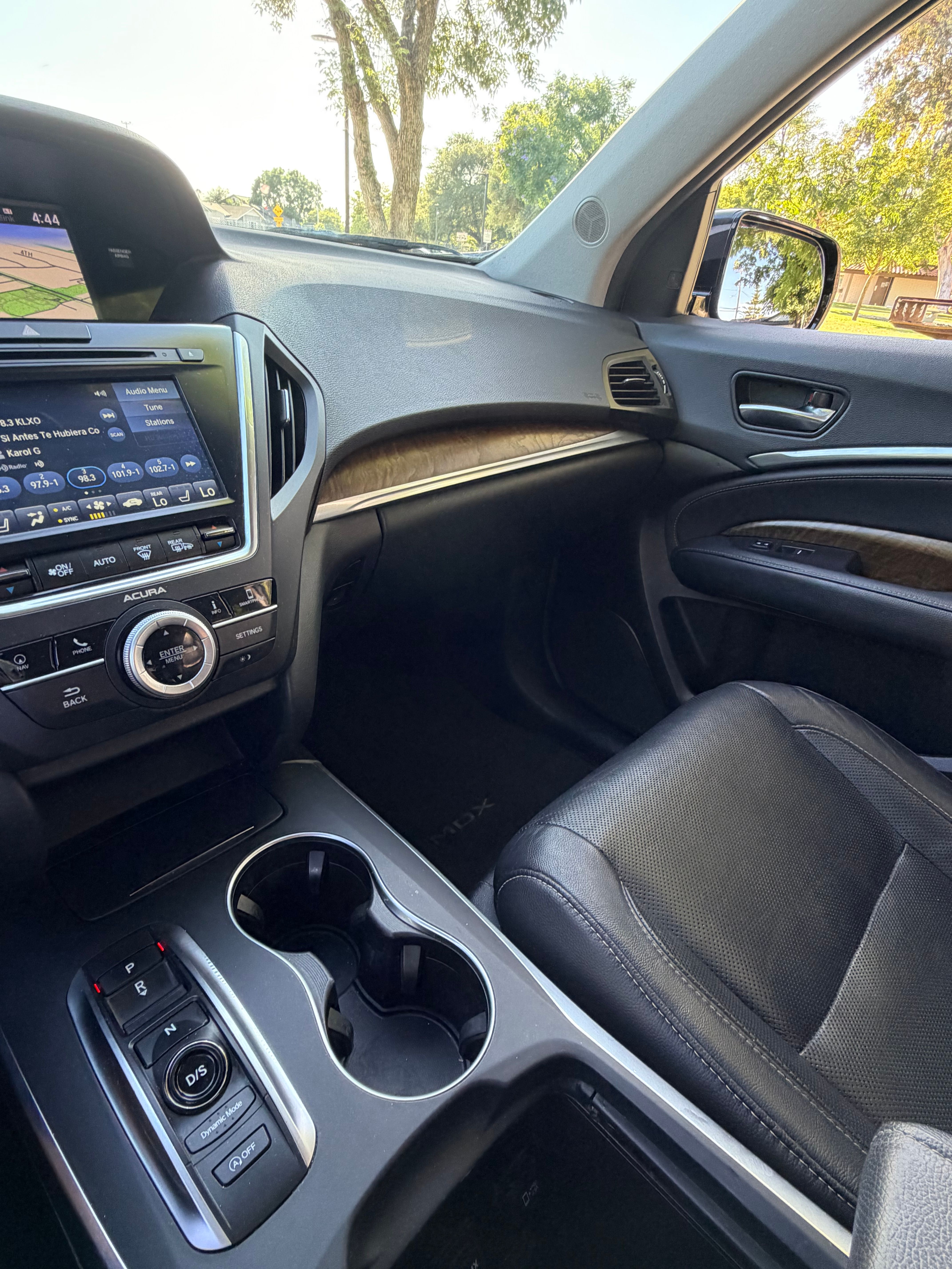 Used 2020 Acura MDX w/ Technology Package FWD image 22