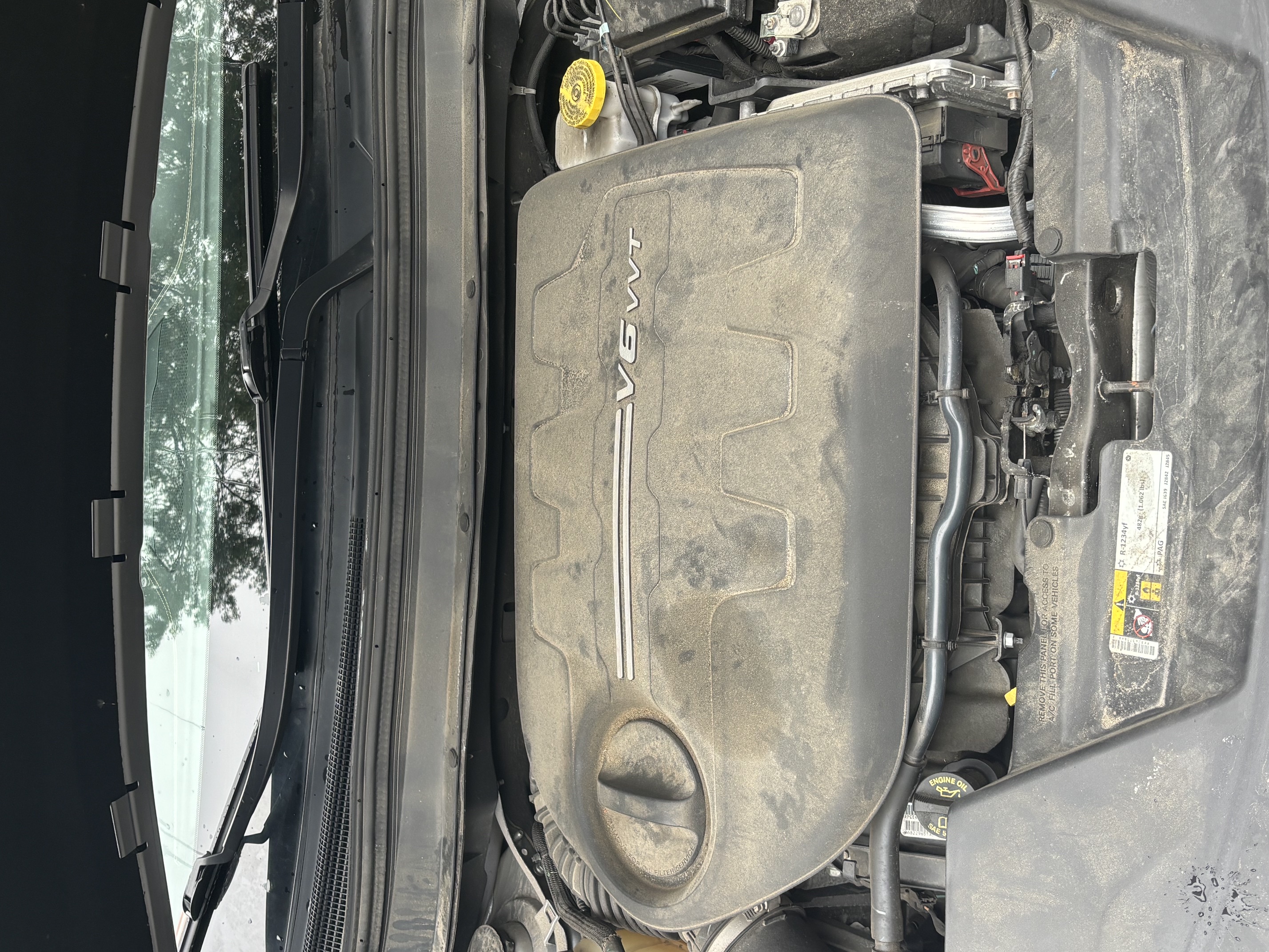 Used 2018 Jeep Cherokee Limited AWD/4WD image 9