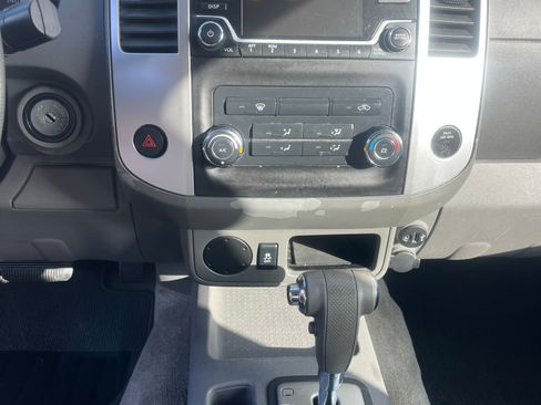 Used 2017 Nissan Frontier SV RWD image 13