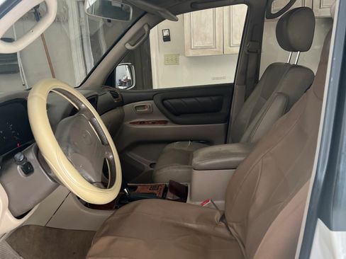 Used 2000 Toyota Land Cruiser image 6