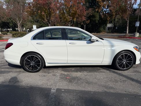 Used 2021 Mercedes-Benz C 300 Sedan image 12