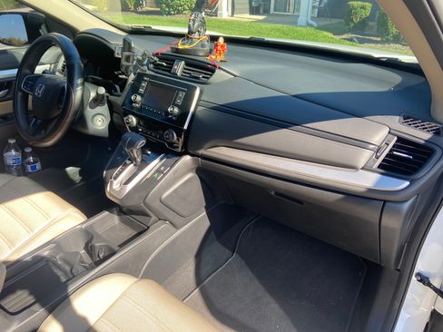 Used 2020 Honda CR-V LX image 13