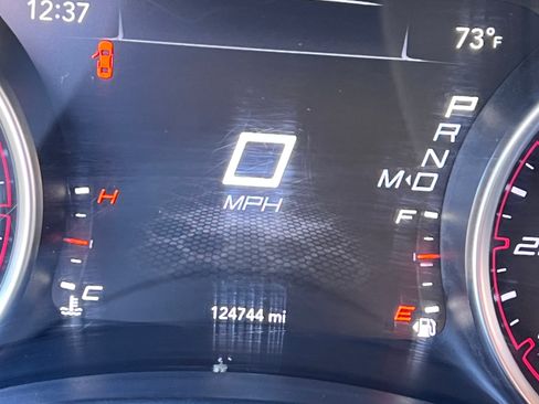 Used 2015 Dodge Charger SE w/ Popular Equipment Group image 11