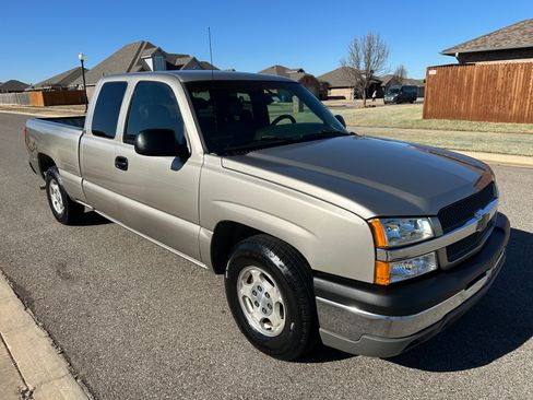 Used 2003 Chevrolet Silverado 1500 LS image 10
