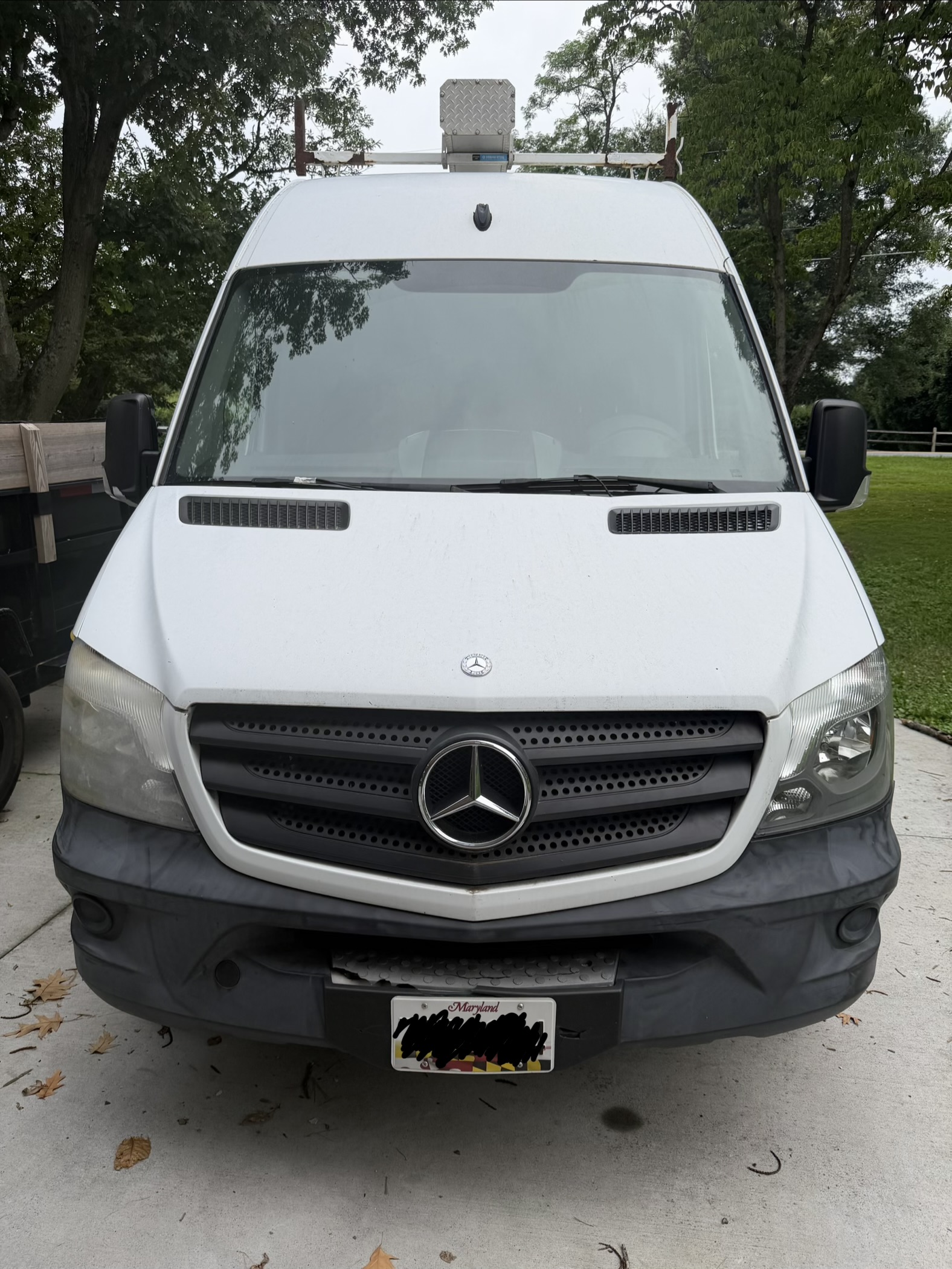 Used 2015 Mercedes-Benz Sprinter 2500 image 2