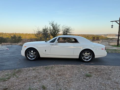 Used 2009 Rolls-Royce Phantom Coupe image 19