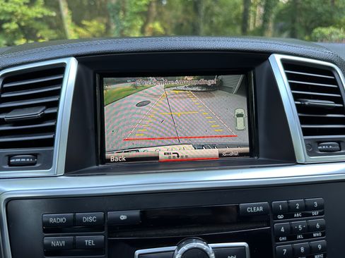 Used 2013 Mercedes-Benz GL 450 4MATIC image 31