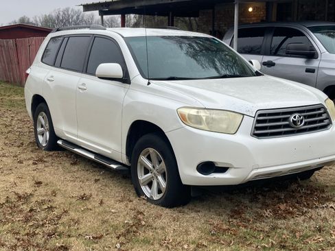 Used 2008 Toyota Highlander 2WD image 2