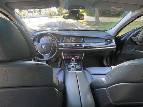 Used 2011 BMW 535i Gran Turismo image 16