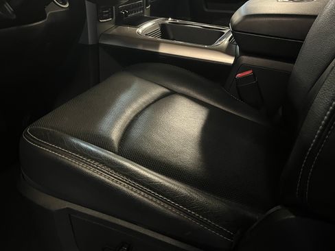 Used 2015 RAM 1500 Laramie w/ Convenience Group AWD/4WD image 14
