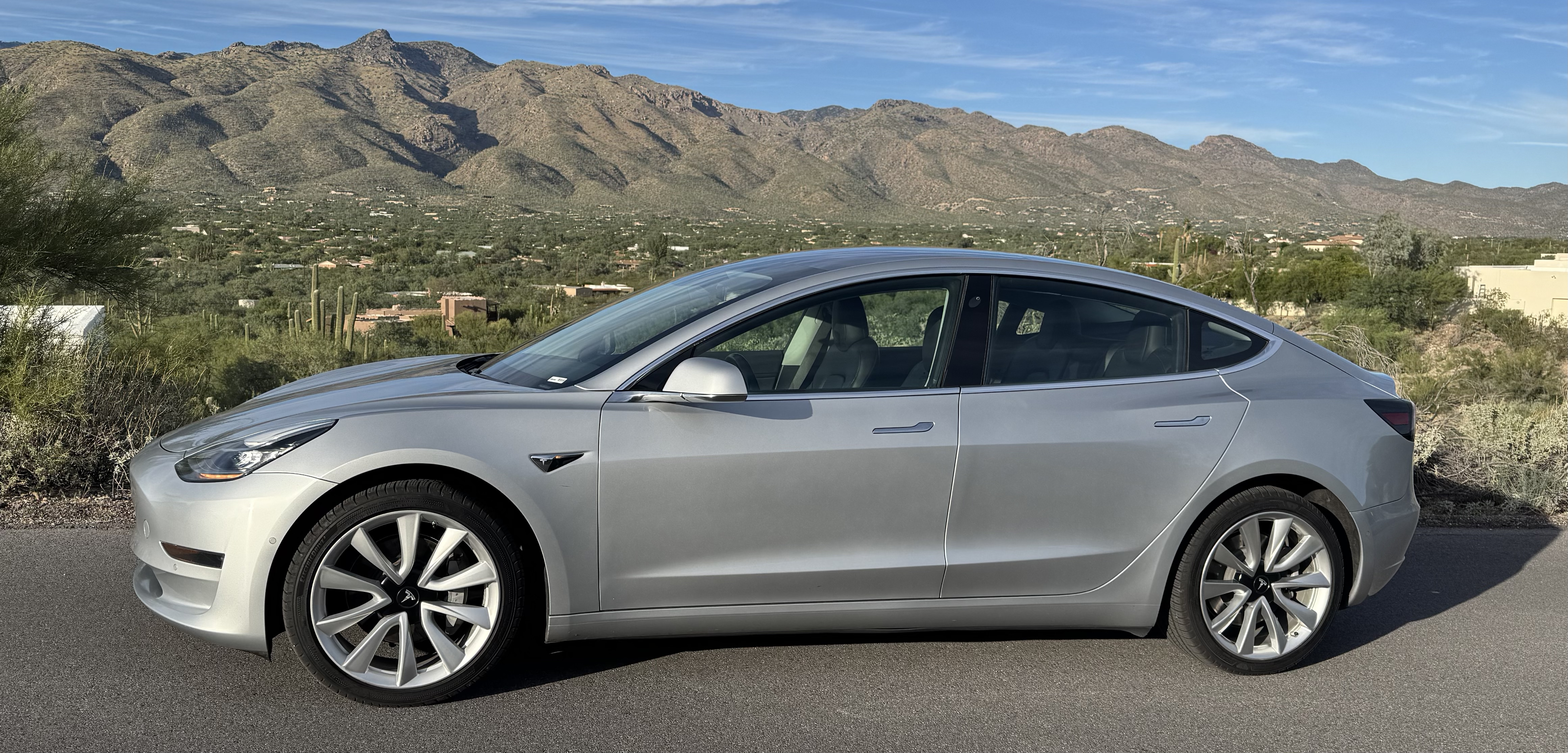 Used 2018 Tesla Model 3 Long Range AWD/4WD image 5