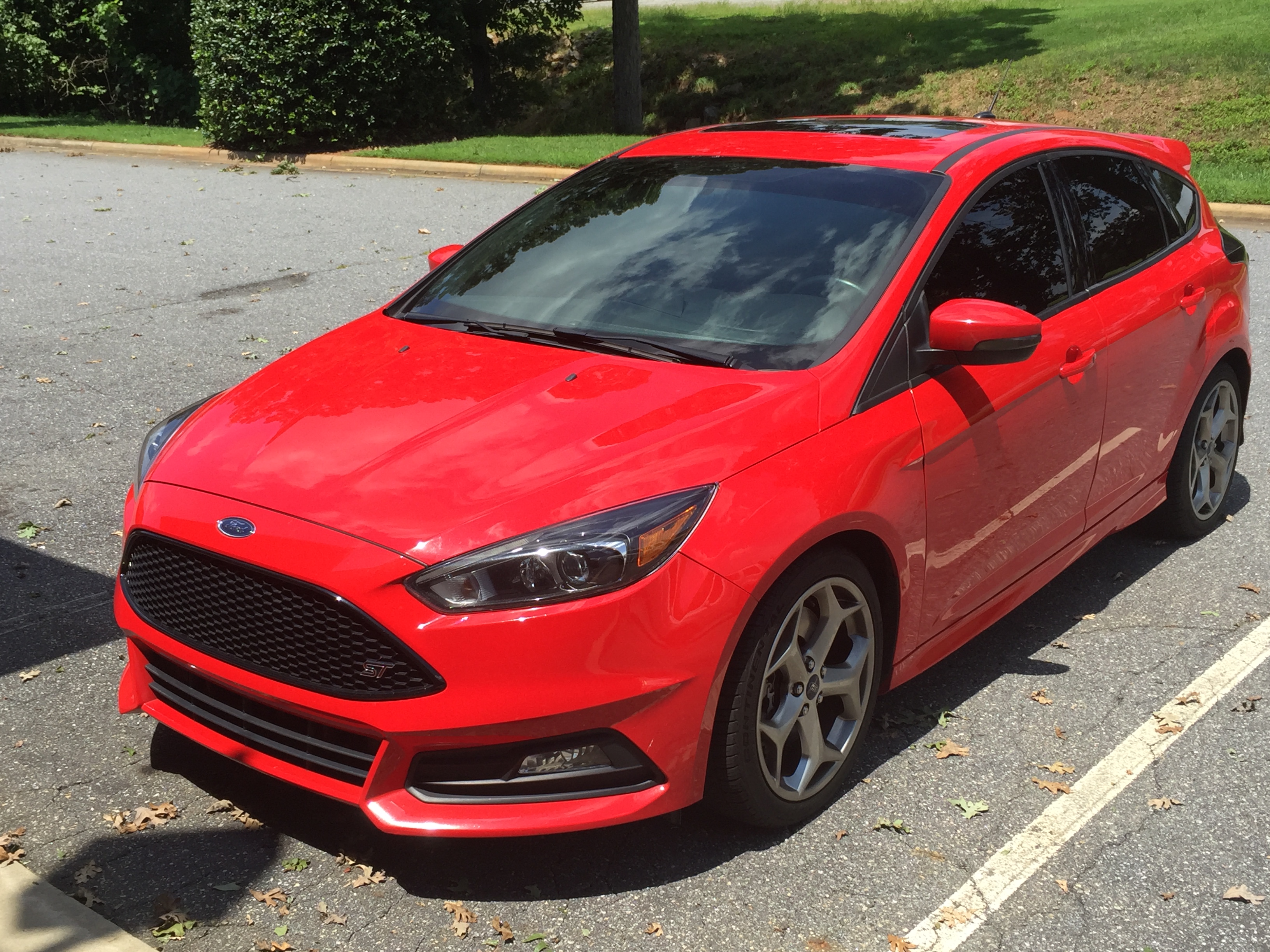 Used 2015 Ford Focus ST w/ Equipment Group 402A FWD image 6