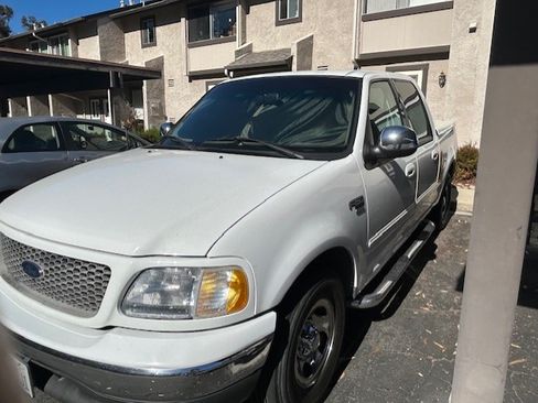 Used 2003 Ford F150 XLT image 5